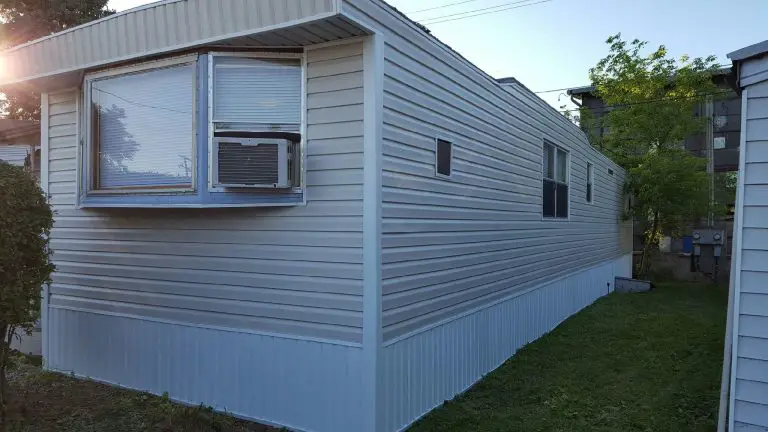 Can You Put Vinyl Siding Over Metal Mobile Home