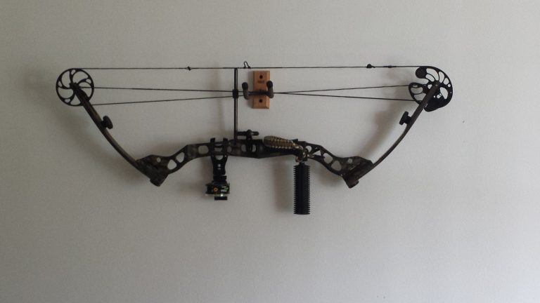 How to Hang a Bow on the Wall