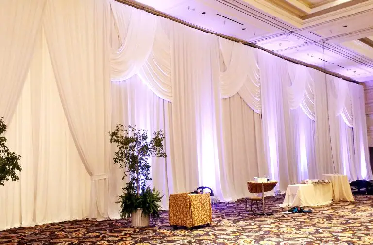 How to Cover Walls for Wedding Reception