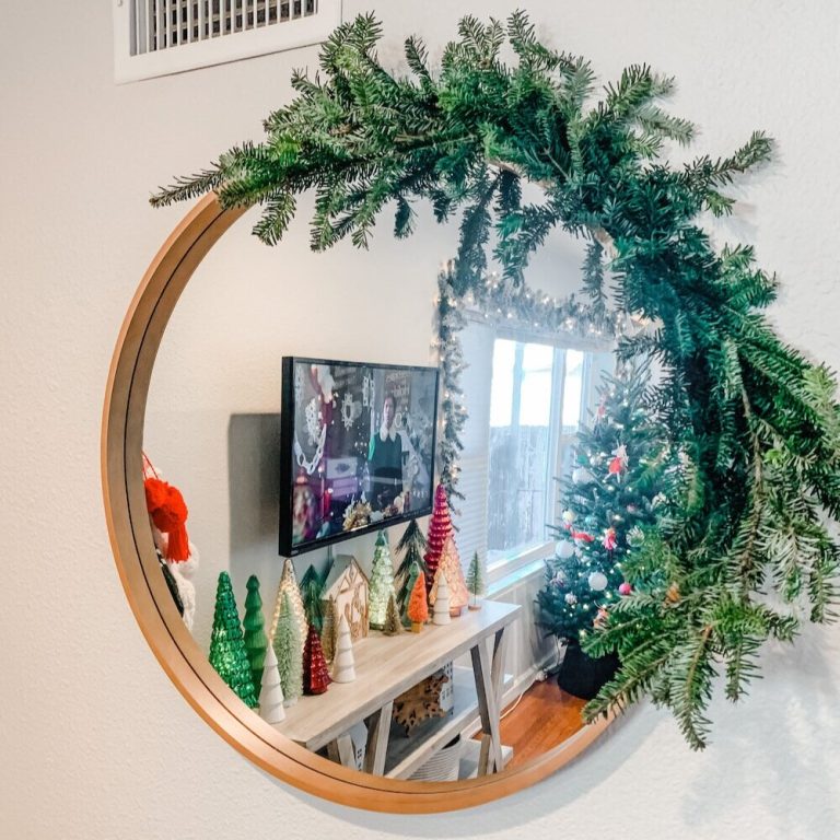 How to Decorate a Round Mirror for Christmas