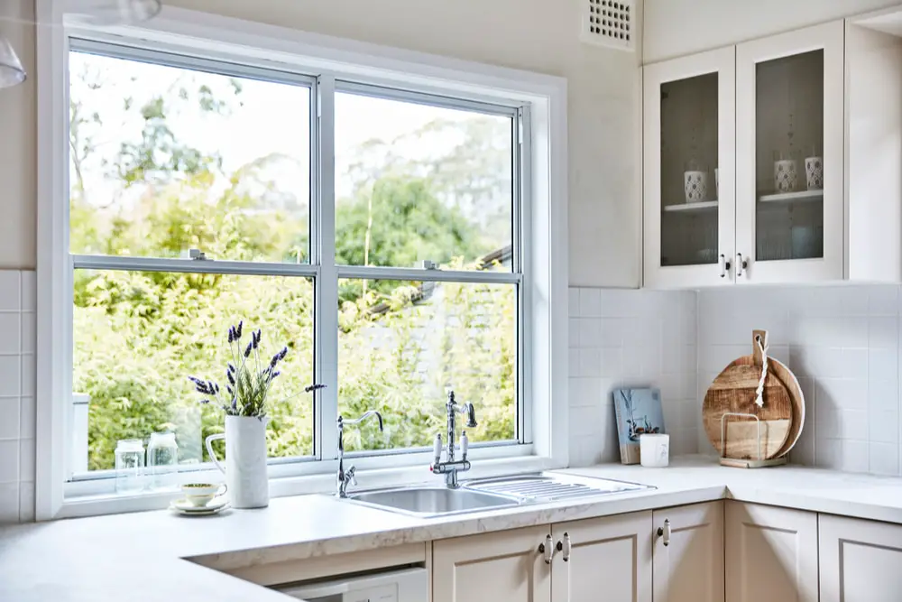 How to Decorate Kitchen Window
