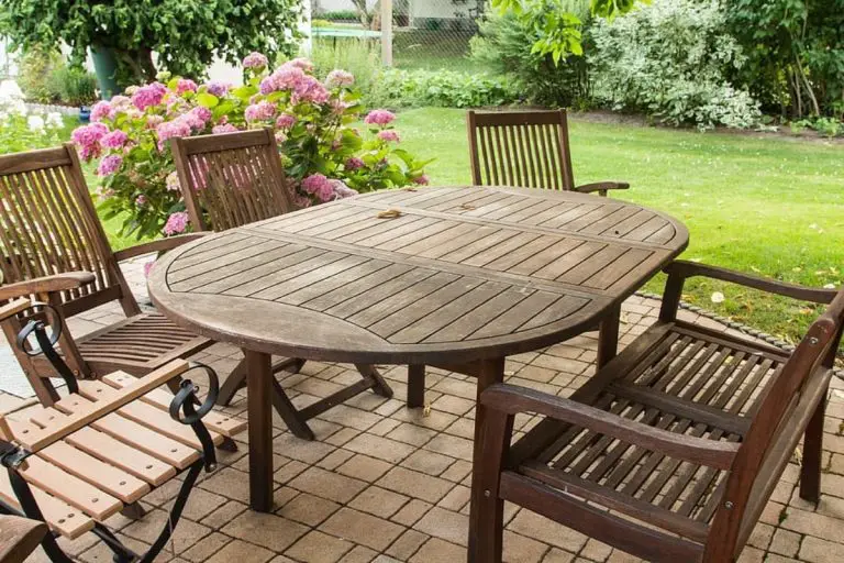 How to Keep Ants off Patio Furniture