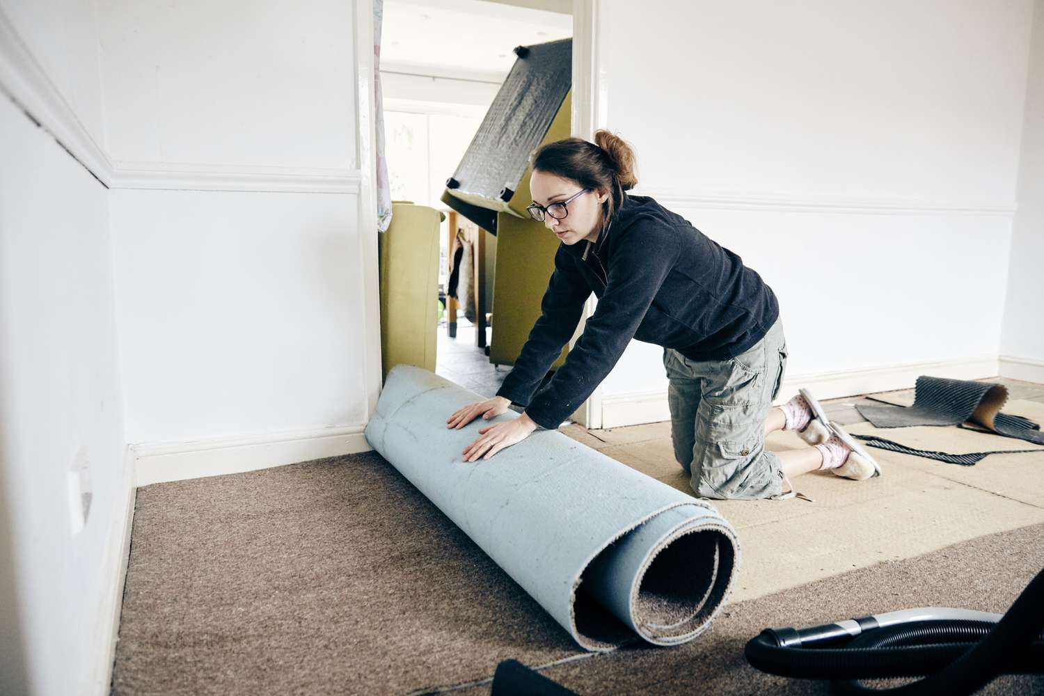 How Do You Prepare a Floor After Removing Carpet