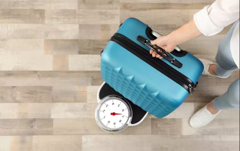 How to Weigh Your Luggage at Home