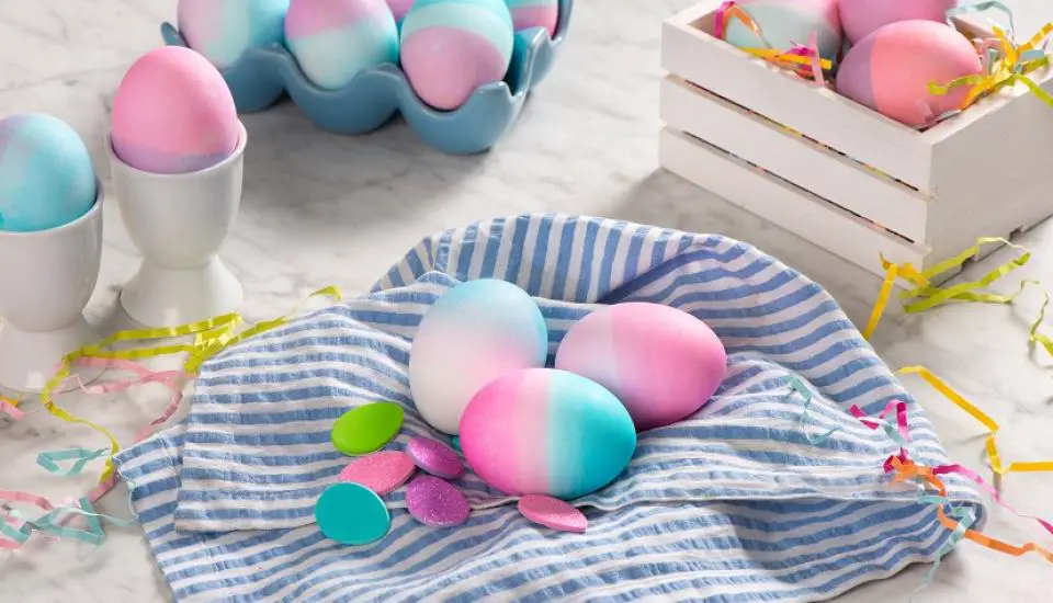 How Long Do Easter Decorations Stay Up?