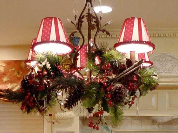 how-to-decorate-pendant-lights-for-christmas