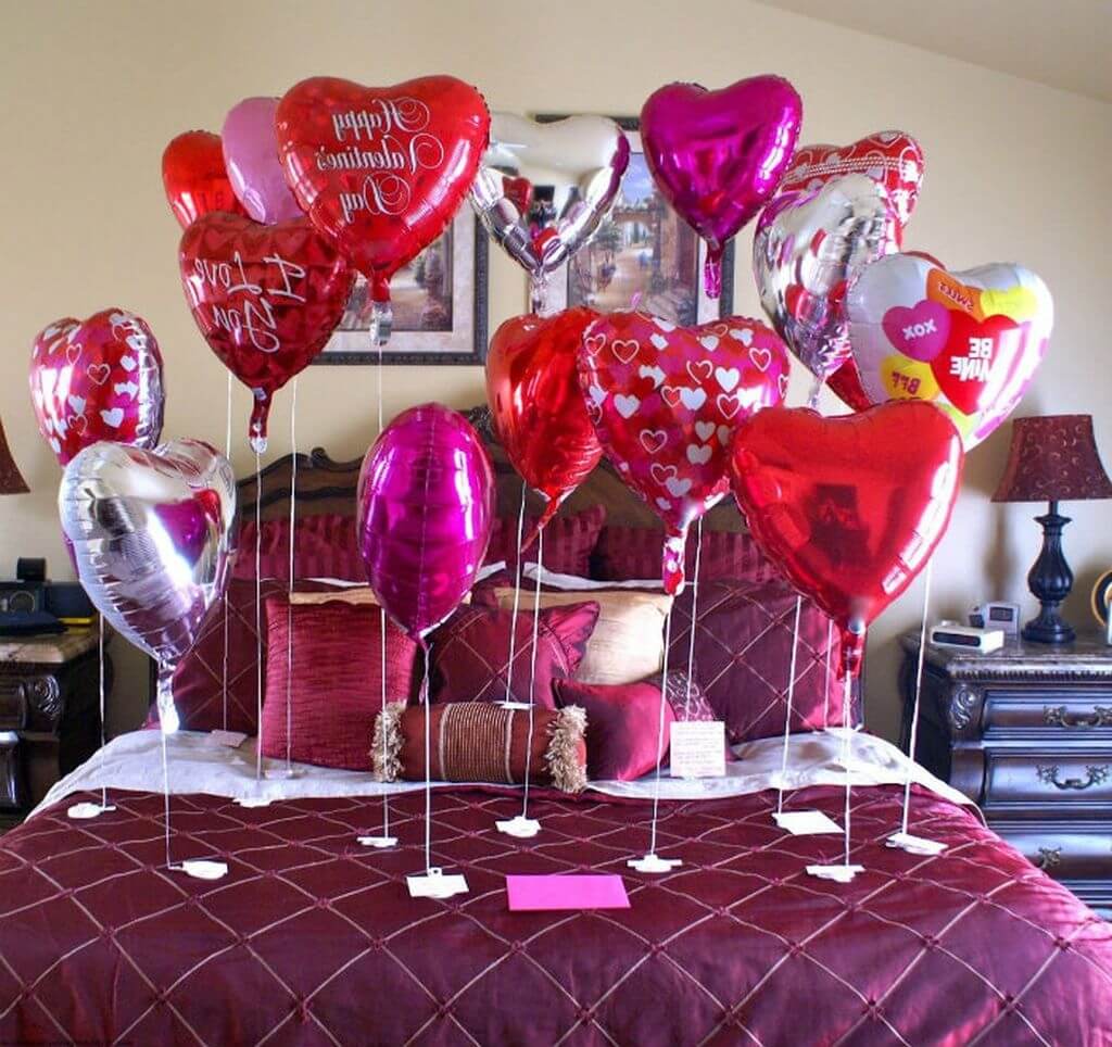 What Do I Need to Decorate a Room for Valentines Day