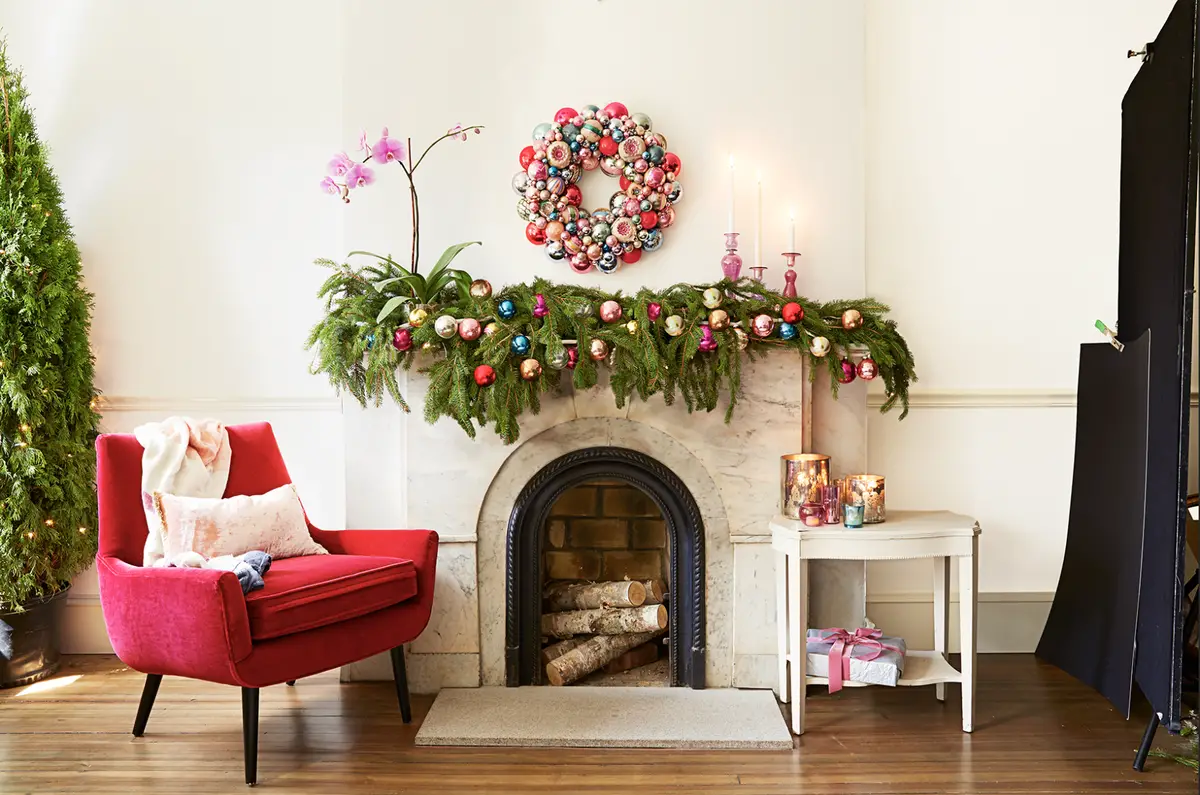 How to Decorate a Fireplace Without Mantle for Christmas