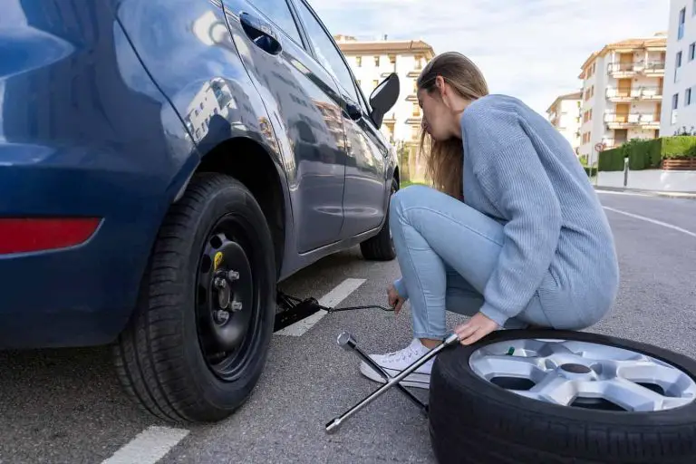 How to Put Air in a Flat Tire at Home