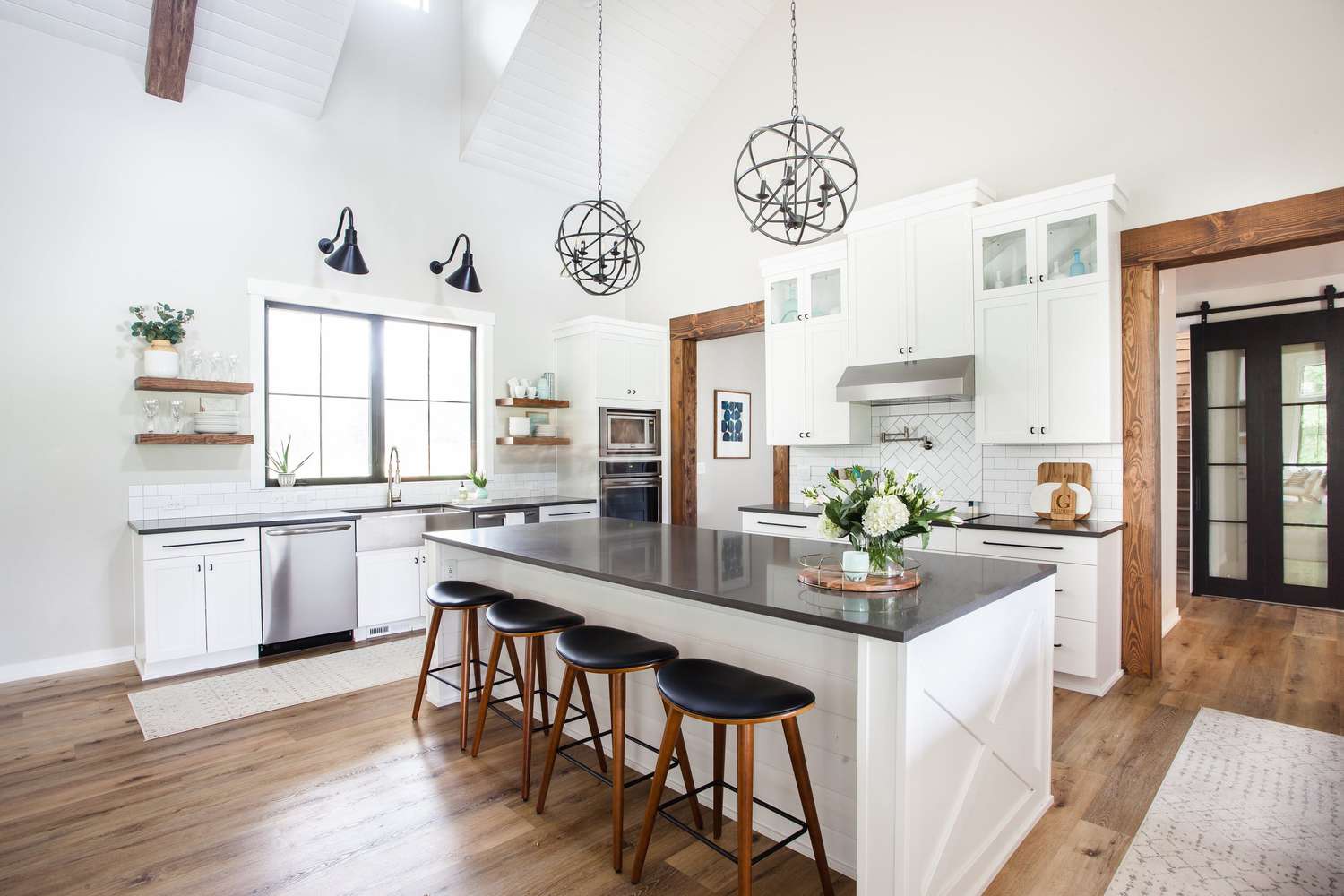 How Do You Transition to Modern Farmhouse