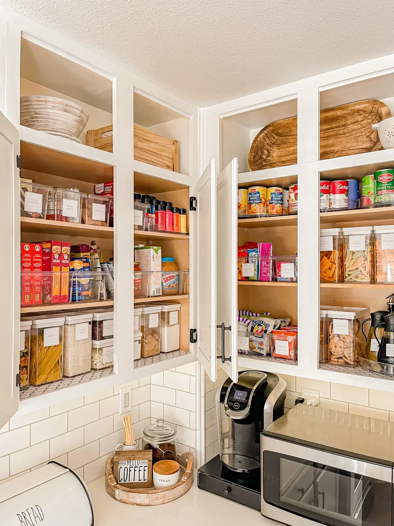 How to Use Kitchen Cabinets As a Pantry