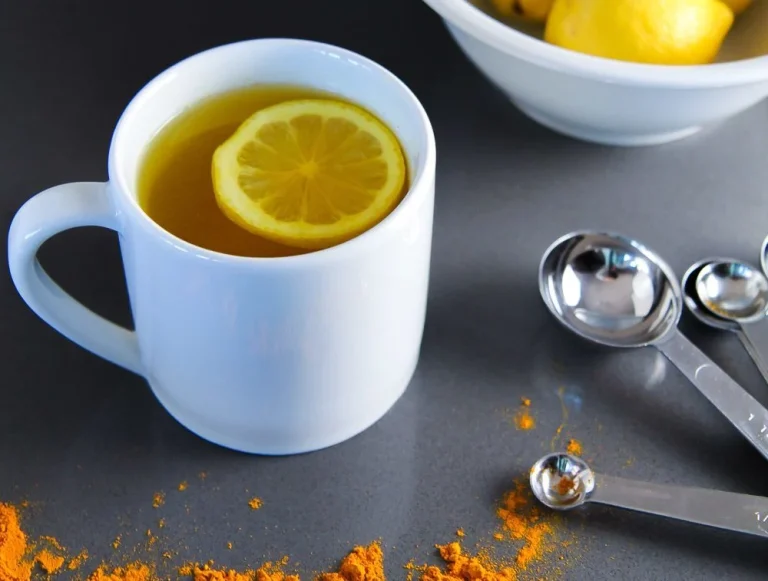 What Happens If You Drink Turmeric Tea Everyday?