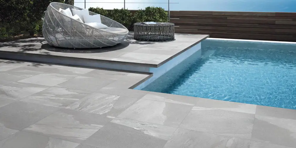 Advantages of Travertine for Pool Coping