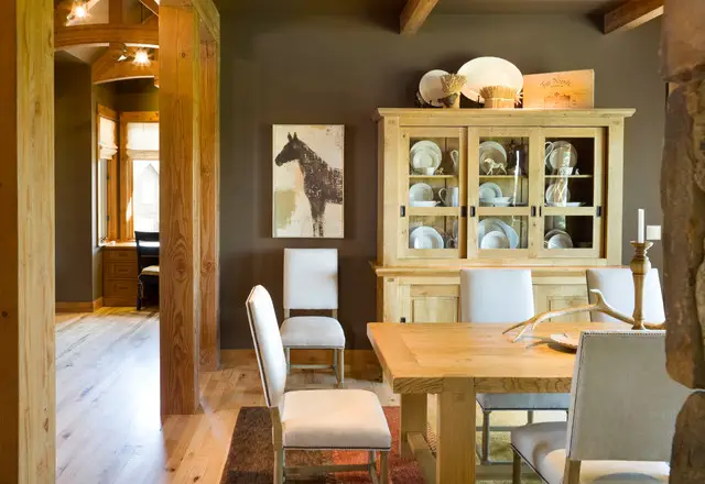 How to Create a warm and inviting dining space for this fall
