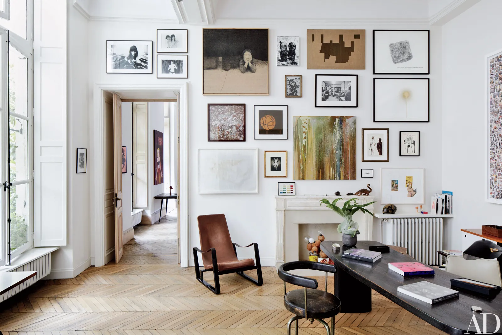 How to Decorate Walls