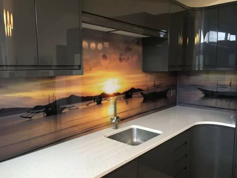 What is the Best Glass Splashback?