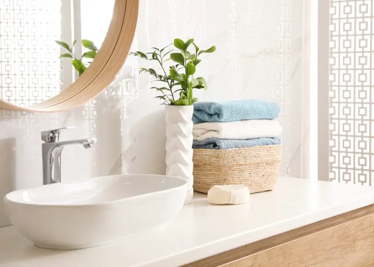 Pros and Cons of Popular Bathroom Countertop Materials