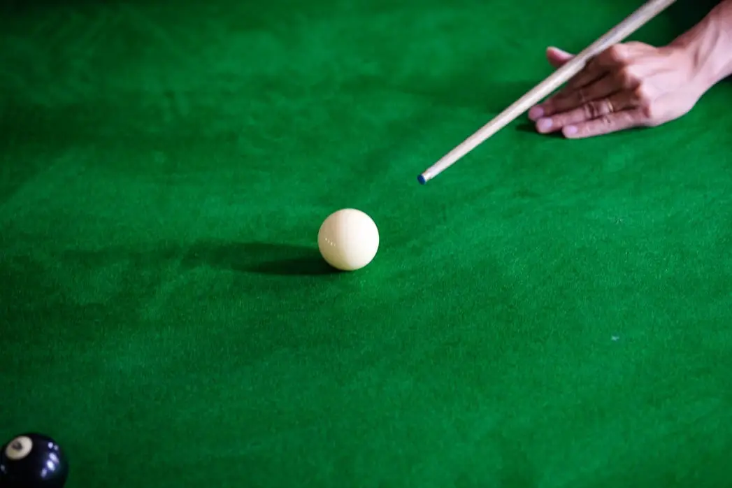Step-by-Step Instructions for Cleaning Pool Table Felt
