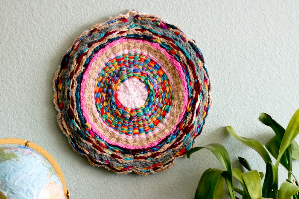 how to make a rug with yarn by hand