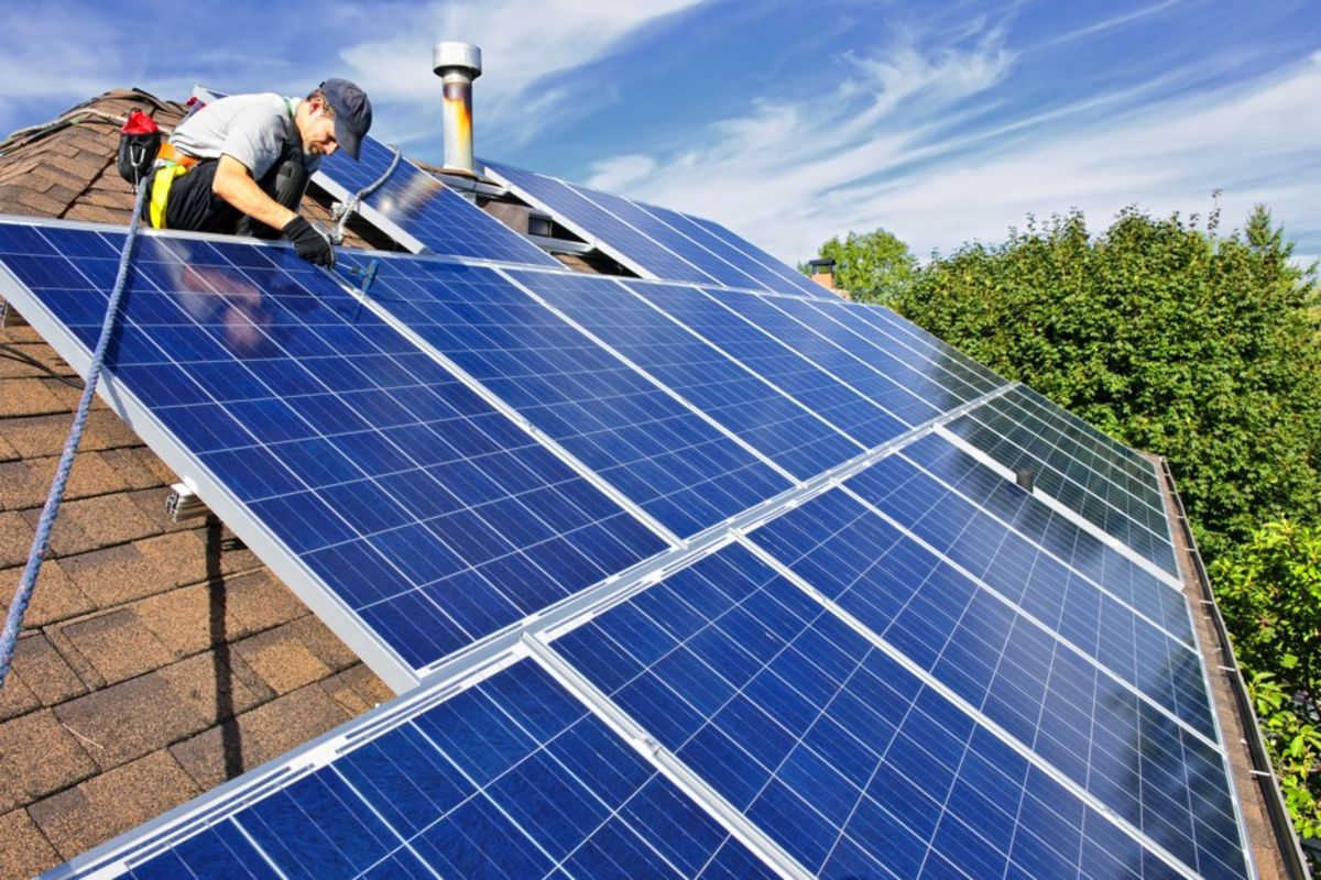 Government Incentives for Solar Panels