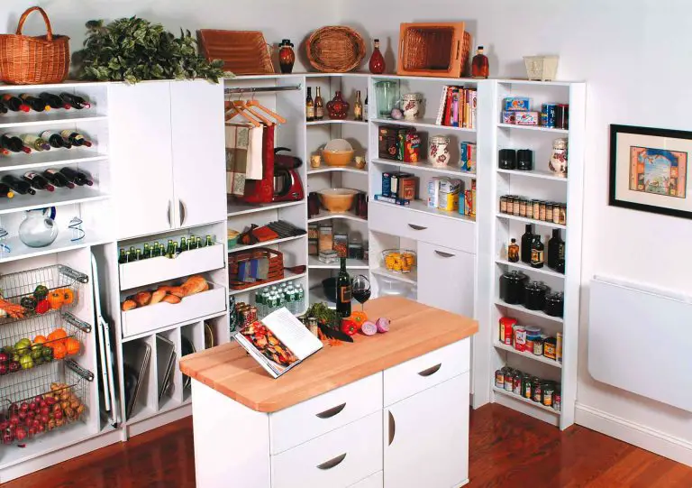 How Do You Build A Kitchen Pantry?
