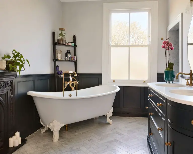 10 Outdated Bathroom Trends