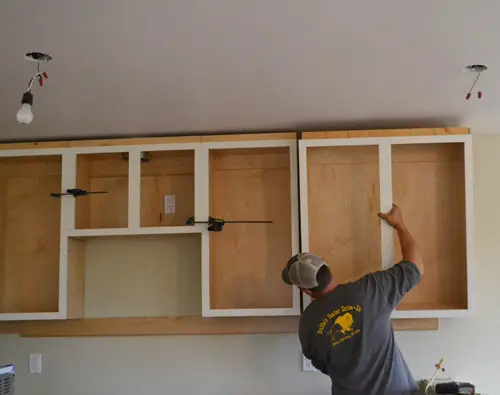 Do You Hang Wall Cabinets Or Base Cabinets First?