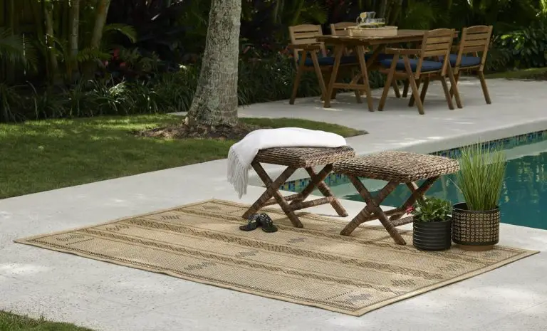 How To Keep Outdoor Rug Down