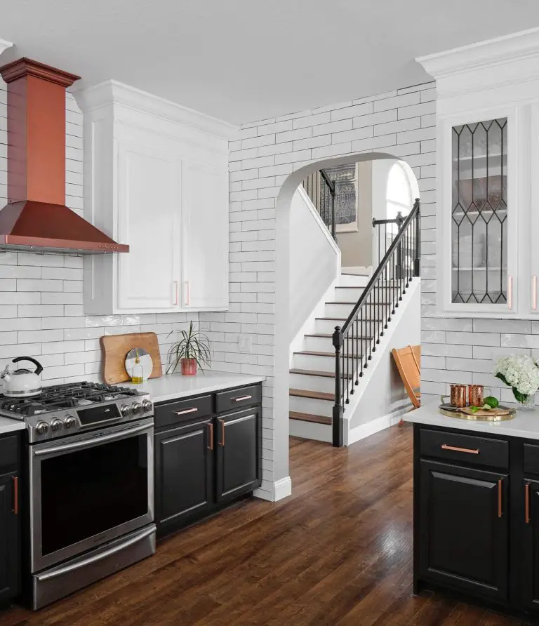 Different Color Upper And Lower Kitchen Cabinets