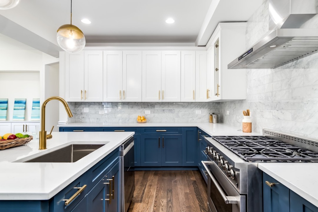 Pros and Cons of Light Blue Kitchen Cabinets