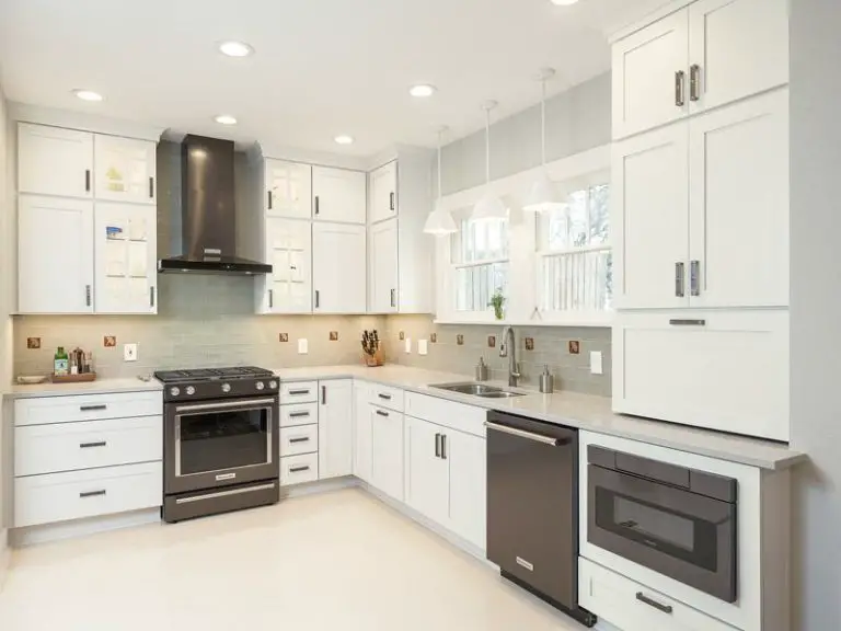 What Color Cabinets Make A Kitchen Look Bigger?
