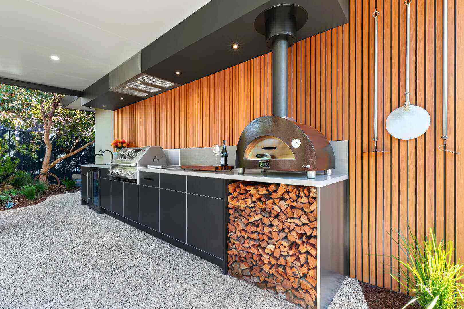 Benefits of Common Outdoor Kitchen Shapes